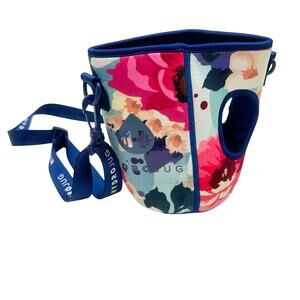 Hydro jug  sleeve in a floral print Carrier & Carrying Strap